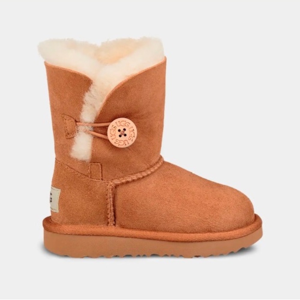 Ugg Bailey button boots